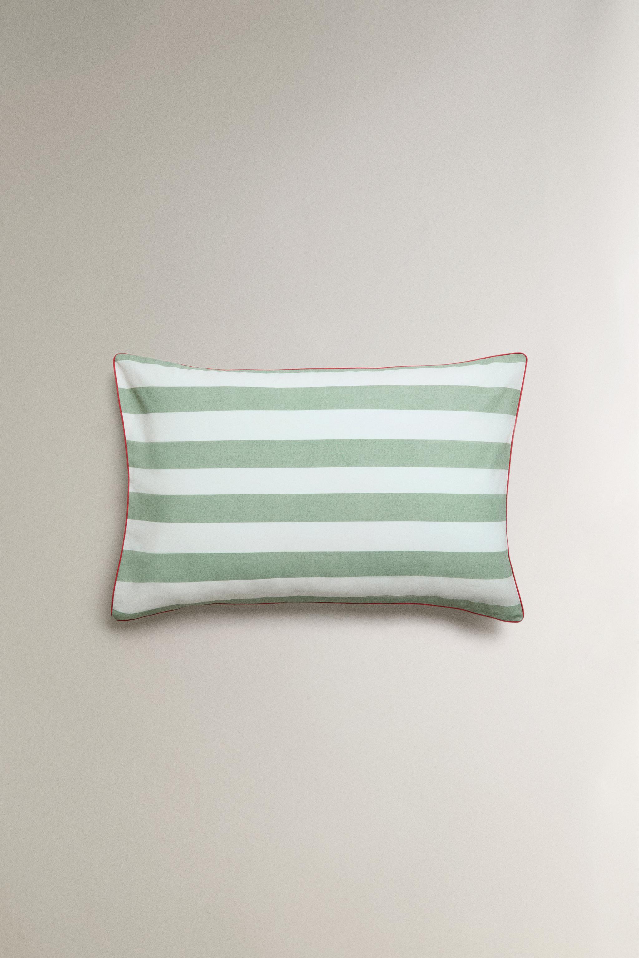 STRIPED FADED COTTON PILLOWCASE